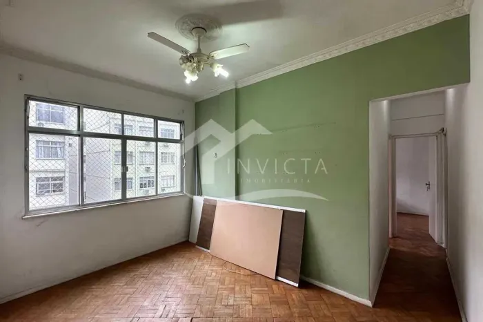 Apartamento : / Residencial / Humaitá