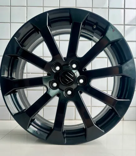 VENDE JOGO DE RODAS 18 ORIGINAIS SUZUKI GRAND VITARA