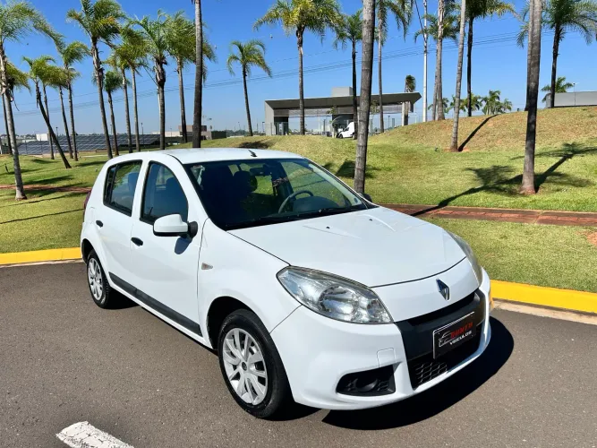 Renault Sandero Expression Hi-flex 1.6 8V 5P 2012