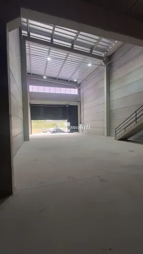 Galpão para alugar em Cotia, Centro, com 290 m²