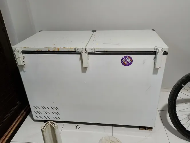 Vendo freezer Esmaltec