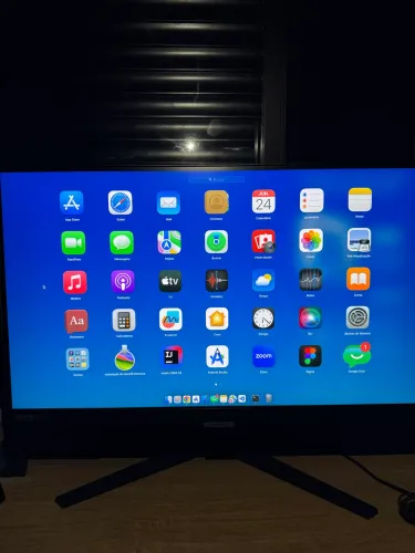 Monitor Gamer Samsung Odyssey G40 27?
