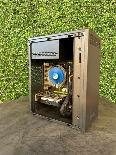 Pc gamer xeon rx550 4gb