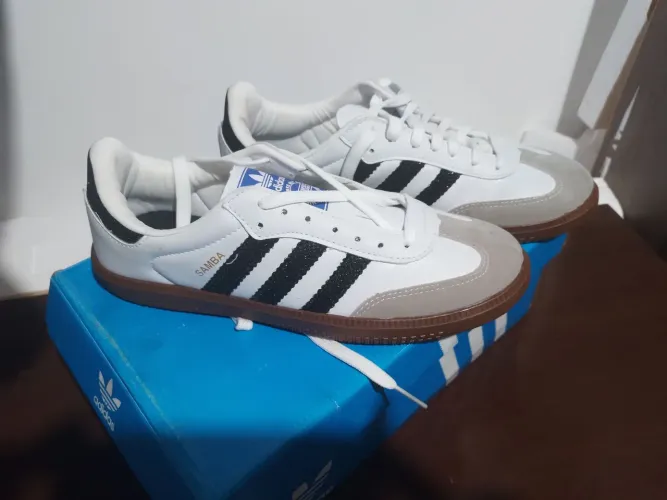 Adidas Samba