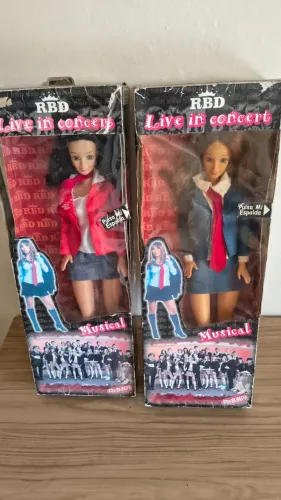Boneca Rebeldes RBD genérica 45cm