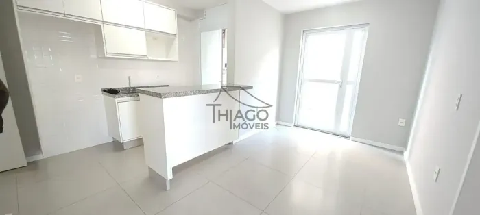 Apartamento para locação no Tatuapé, de 58m2, 2 dormitórios, sem vaga de garagem, com fáci