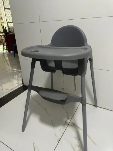 Cadeirinha de alimentação cosco