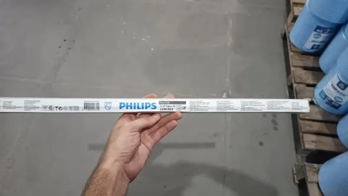 lâmpada fluorescente tubular 16w philips