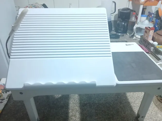 Mesa para notebook