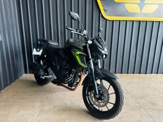 YAMAHA FZ25 FAZER 2024