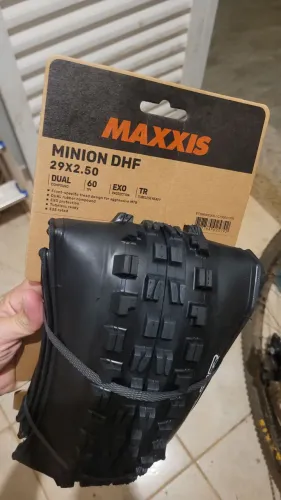 Pneu Maxxis minion dhf 29 2.5 exo tr