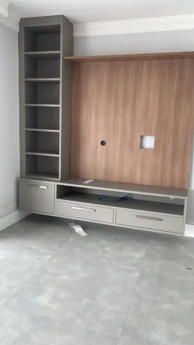 Painel com rack