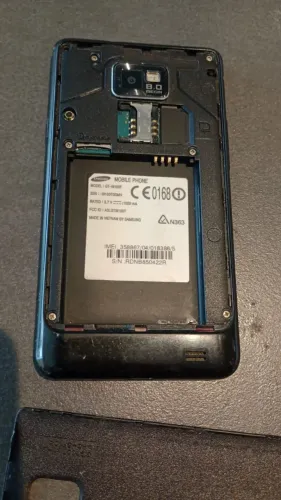 Samsung G9100T antigo
