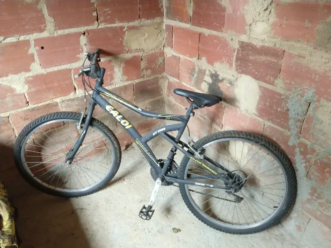 Bicicleta Caloi Montana aro 26