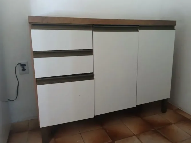 Balcão (armário de cozinha) $180