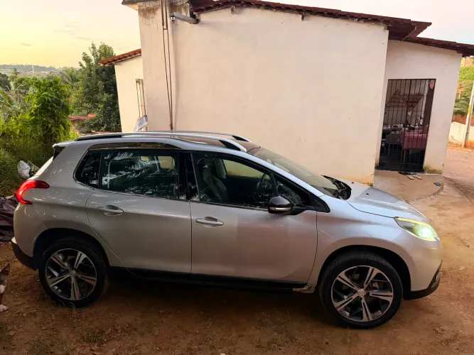 Peugeot 2008 Griffe 1.6 Flex 16V 5P Aut. 2016