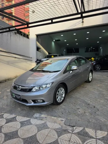 Honda Civic Sedan LXR 2.0 Flexone 16V Aut. 4P 2014