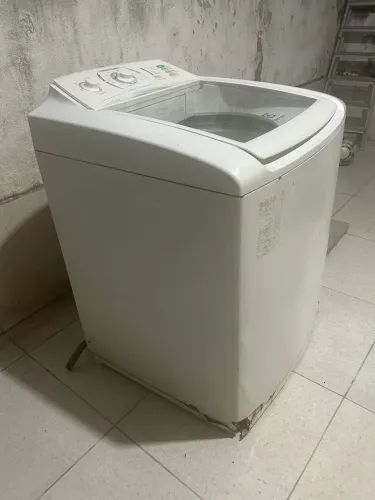 Vendo máquina de lavar Electrolux funciona quando quer