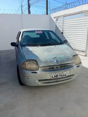 Renault Clio RN/ Expression 1.0 5P 2000