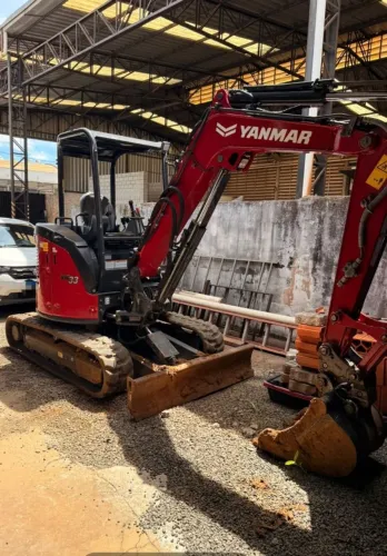 Mini escavadeira Yanmar Vio33