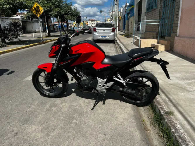 CB300f Twister