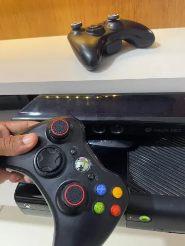 Xbox 360 com Kinect 