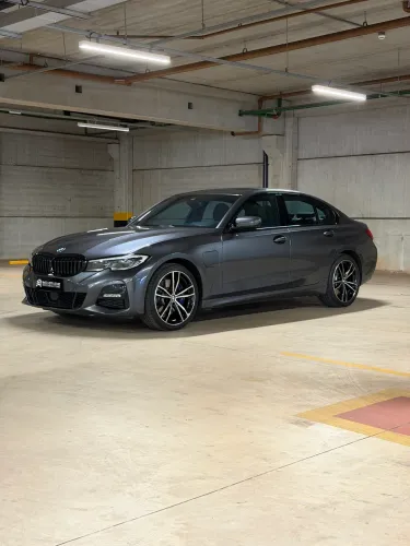 BMW 330E M Sport 2.0 Turbo Híbrido AU 2022