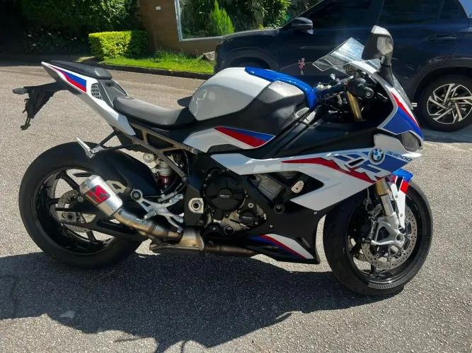 BMW s 1000 rr modelo M