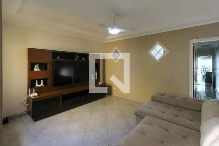 Casa à Venda - Jardim Paraguacu, 3 Quartos, 400 m2