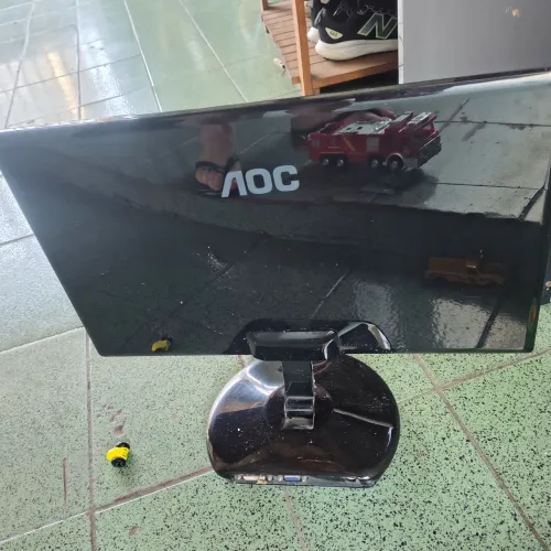 Monitor AOC