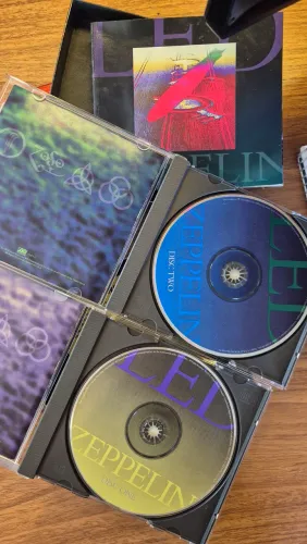 box set impecável do Led Zeppelin - importado