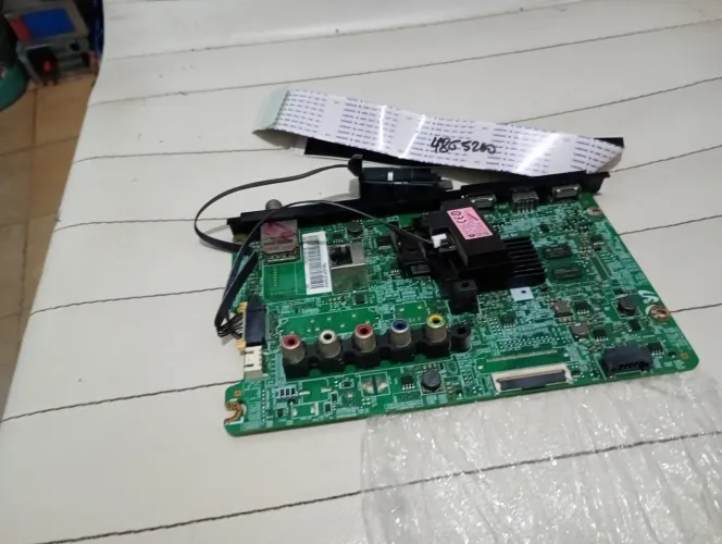 Placa central da Samsung 48g5200