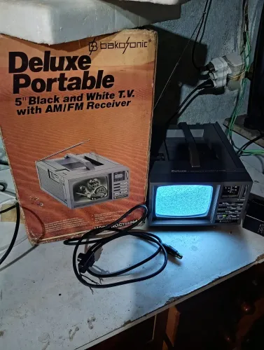 Tv .5..Pol .com .radio