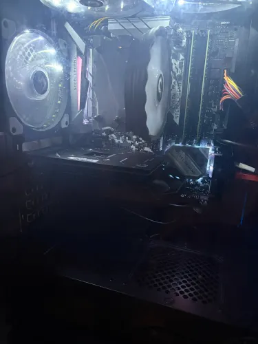 PC Gamer Ryzen 5 3600 + RTX 3050 6GB | 16GB RAM | SSD + HD