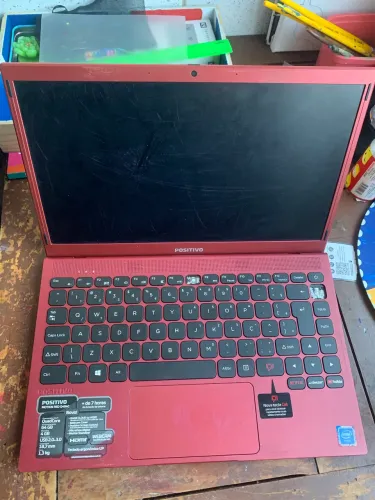 Vendo notebook positivo pra conserto ou retirada de peças