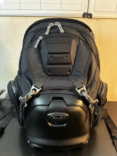 Mochila Oakley Lunch Box Backpack 