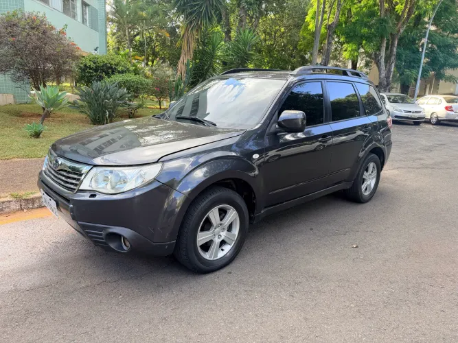 Subaru Forester 2.0/2.0 S 4X4 Aut. 2010