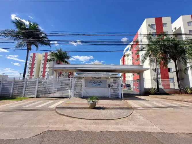 Apartamento no Condomínio Rio da Prata