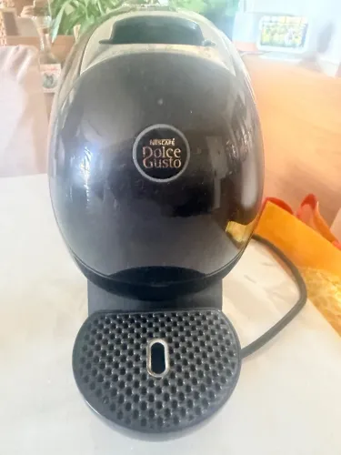 Cafeteira NEO Doce Gusto
