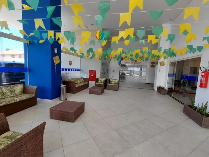 Lauro de Freitas - Lindo Apartamento com 2 quartos totais e 63m2 Semi-mobiliado (Aluguel o
