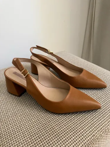 Slingback Jorge Bischoff Caramelo em couro Tam 39