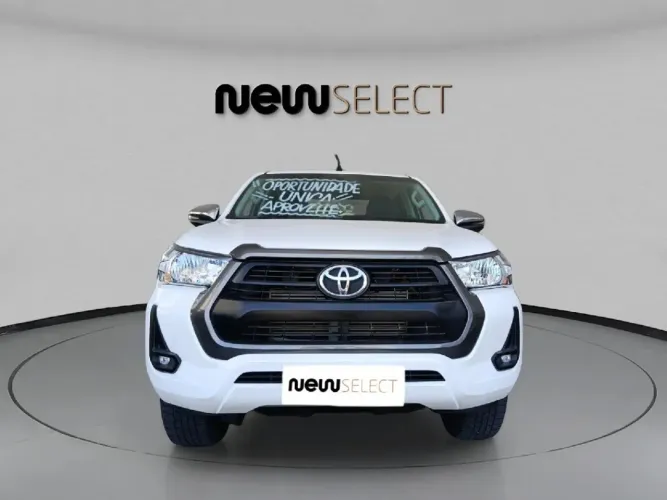 Toyota Hilux CD SR 4X4 2.8 TDI Diesel Aut. 2025