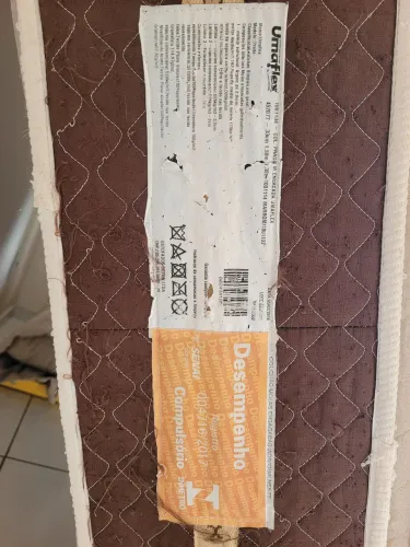 Colchão 400,00 e outro300,00
