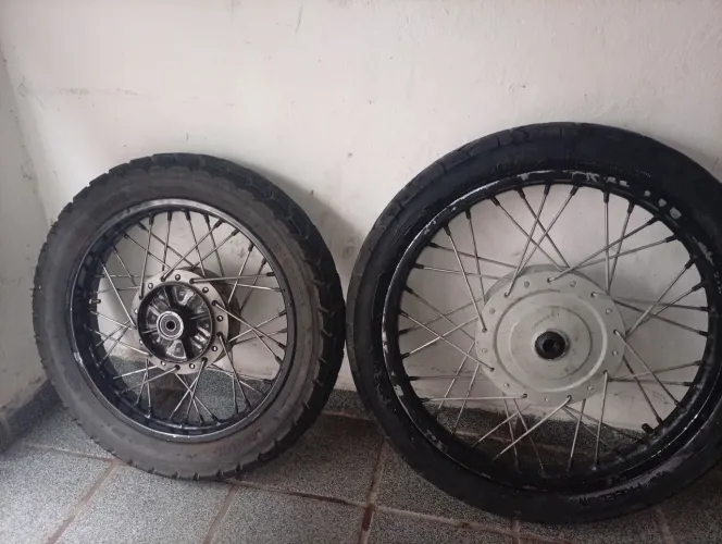 Aros cm pneus para biz