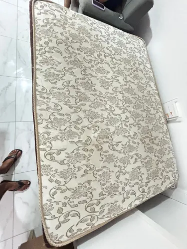 Cama Box Casal para vender logo