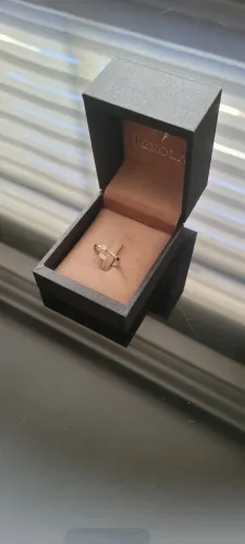 ANEL SOLITÁRIO TIFFANY QUADRADO FEMININO 20 PONTOS