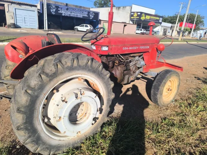 Trator Massey Ferguson 50x (cinquentinha)