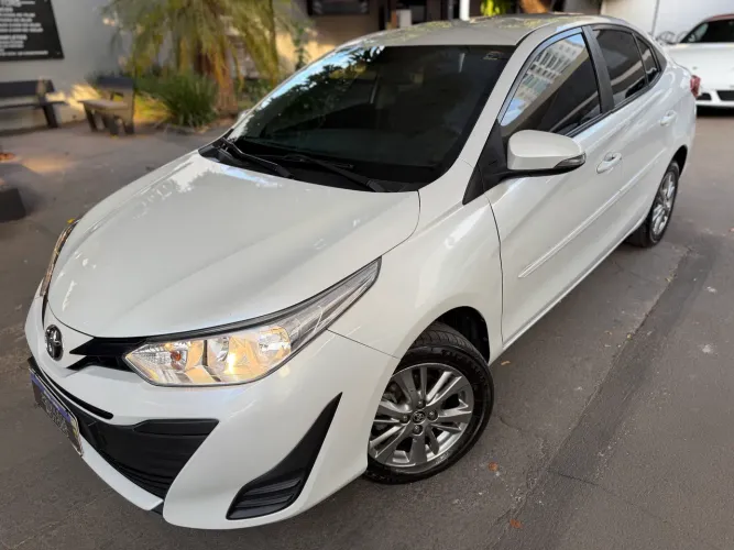 Toyota Yaris XL Plus Con. Sed. 1.5 Flex 16V AUT 2022