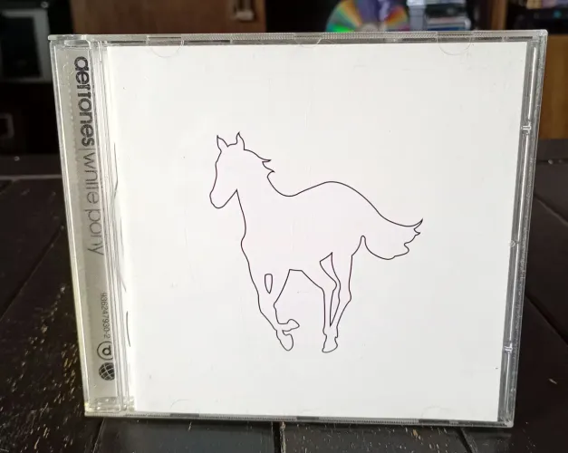 Cd DEFTONES White Pony 2000 Usado 