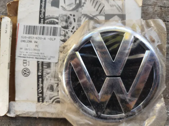 Emblema tampa traseira Voyage Gol Fox 2015 original Volkswagen